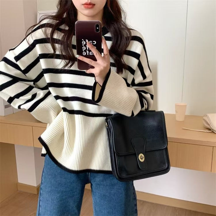 Comfortable knitted sweater for women with Lune London stripes