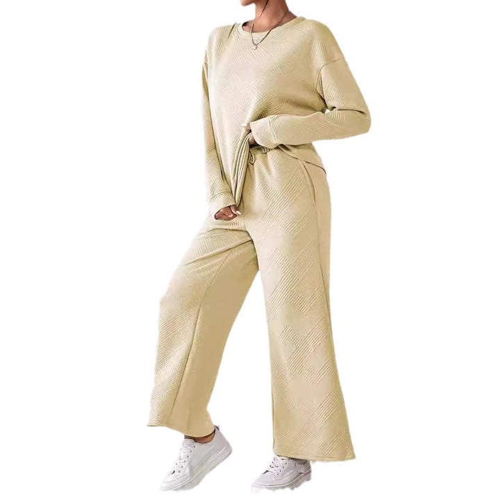Lune London women's leisure set with elastic waistband and geometric pattern