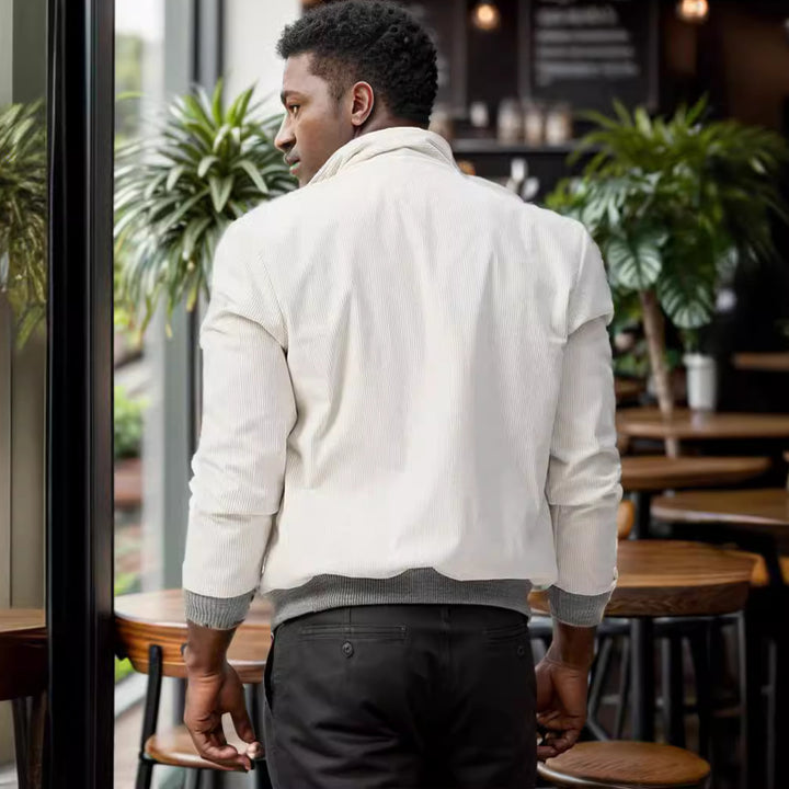 Comfortable utility jacket for men with practical pockets Lune London