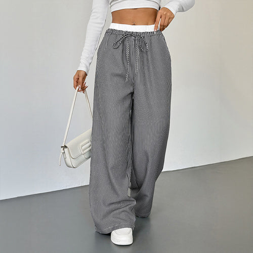 Tailored trousers for women with wide legs and elastic waistband Amarae