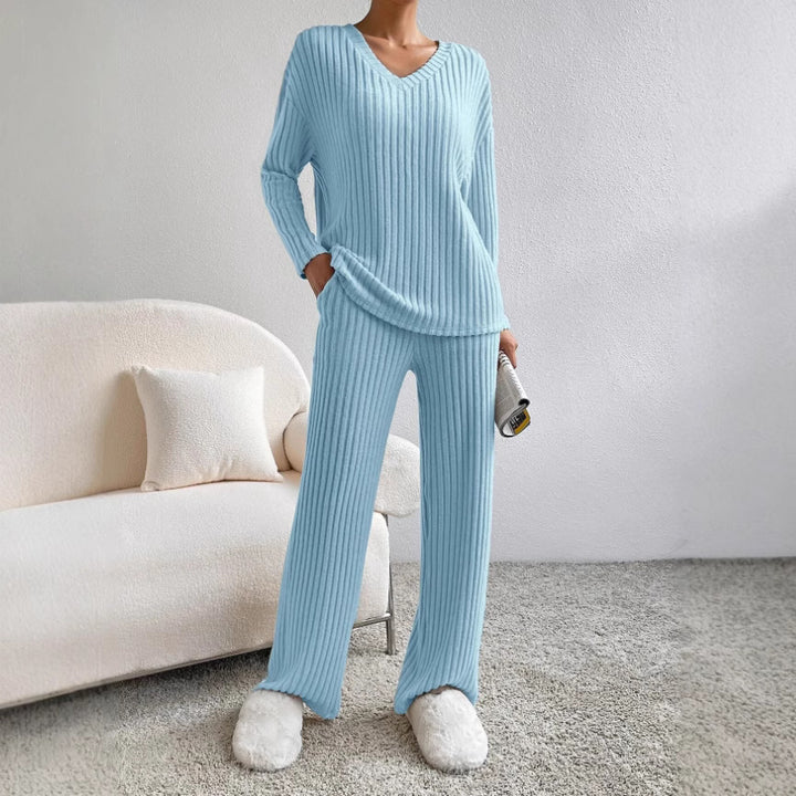 Ensemble de loungewear décontracté pour femmes avec texture côtelée Chic & Stil