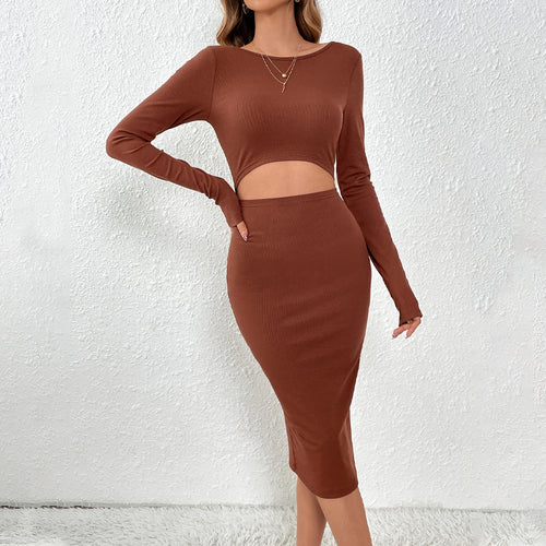 Robe midi ajustée pour femme avec des découpes et des manches longues Chic & Stil