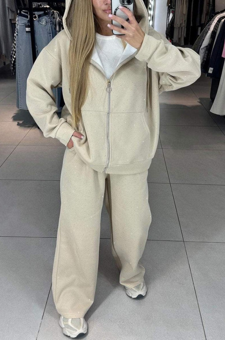 Ensemble de sweat à capuche décontracté et de pantalons de jogging pour femmes en matériau de haute qualité avec une coupe pratique Chic & Stil