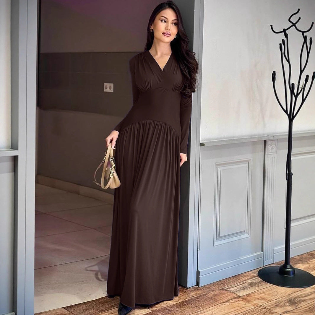 Elegant maxi dress for women with deep V-neckline and flowing cut Lune London