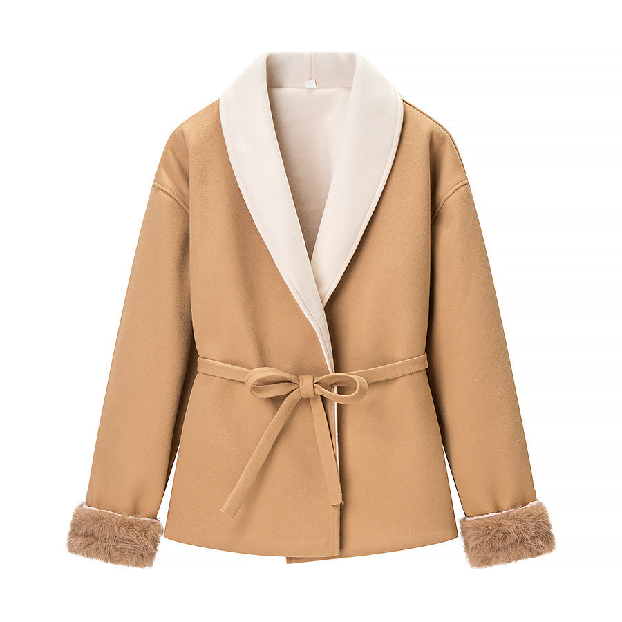 Veste Fluffy Femme avec Revers Élégant et Ceinture Chic & Stil