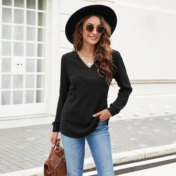 Women V-neck long sleeve ribbed texture sweater with comfortable fit Lune London