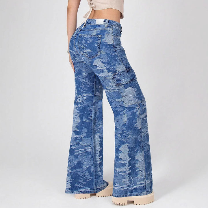 Ladies Cargo-Flared-Jeans with Camouflage Wash Amarae
