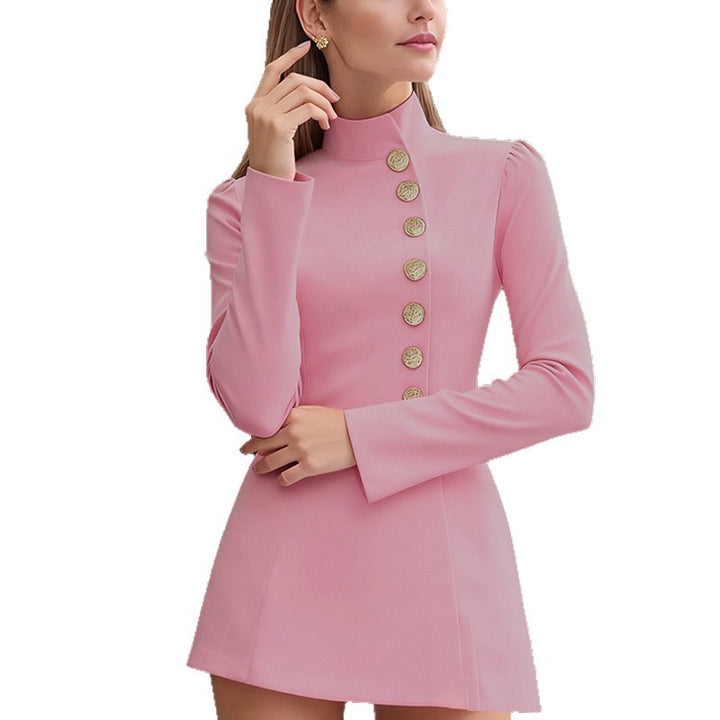 Robe mini femme avec col montant élégant et boutons décoratifs Chic & Stil