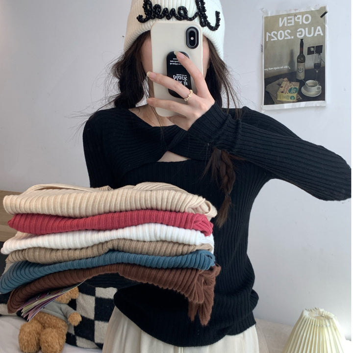 Women's long sleeve shirt with open shoulder area and rib knit pattern Lune London