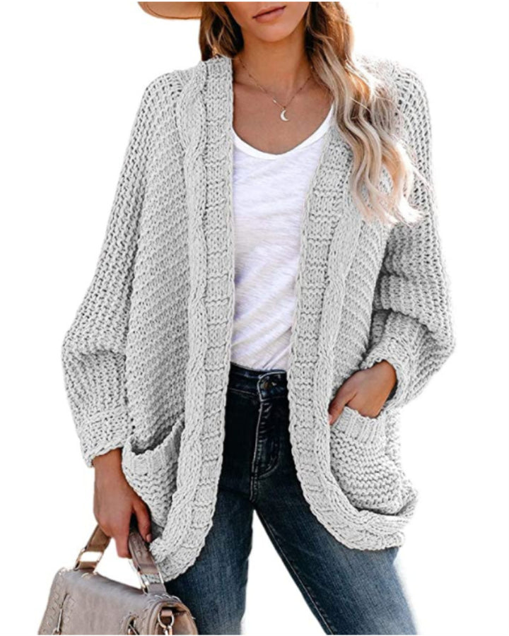 Thick knitted jacket for women with casual contours and large pockets Lune London