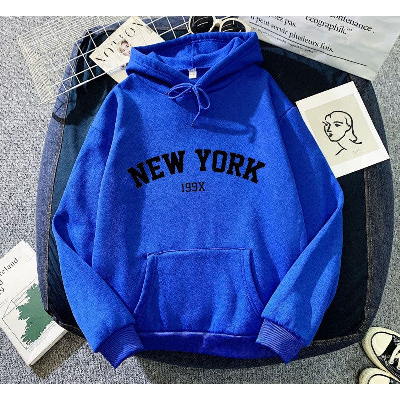 Women's hoodie with sporty New York print Chic & Stil