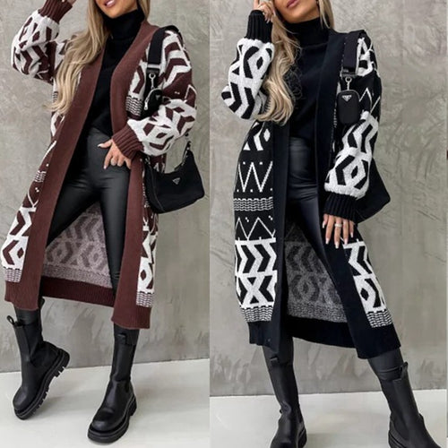 Cardigan en tricot épais pour femmes avec des motifs folkloriques et une coupe décontractée Chic & Stil