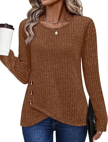 Dames haut tendance et décontracté avec détails de bouton Chic & Stil