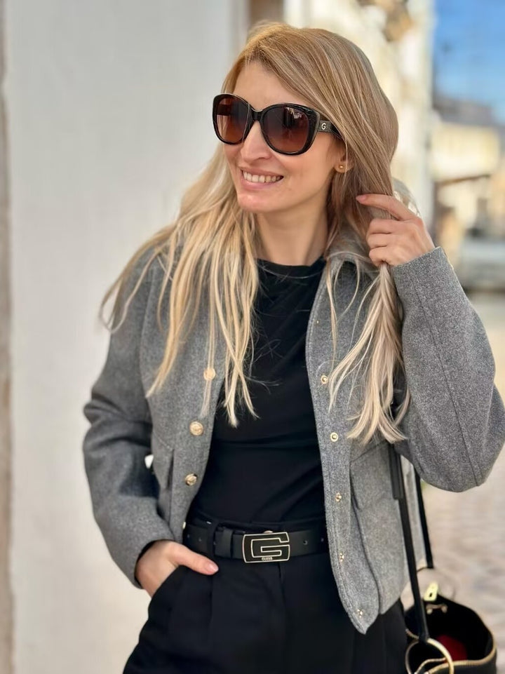 Short trendy jacket for ladies with practical pockets and gold buttons Lune London