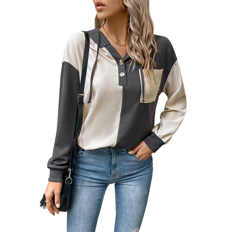 Casual women's top with hood and button placket Lune London