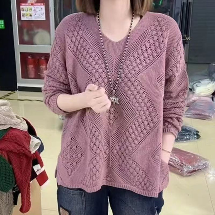 Sweater women with V-neck and modern textured pattern Lune London