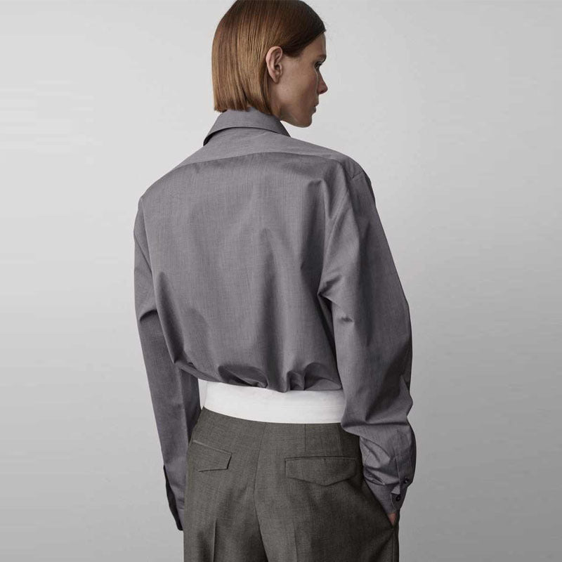 Blouse à manches longues pour femmes avec coupe moderne et texture fine Chic & Stil