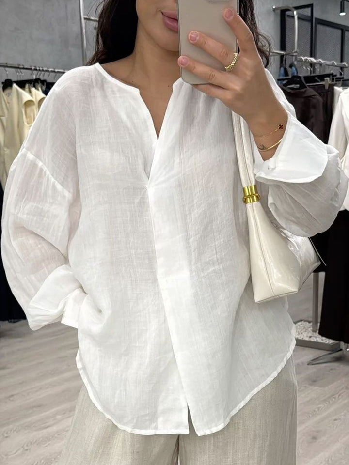 Casual V-neck linen top for women with relaxed fit Lune London