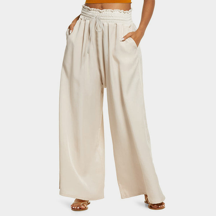 Wide leg pants for women with elastic waistband and side pockets Lune London