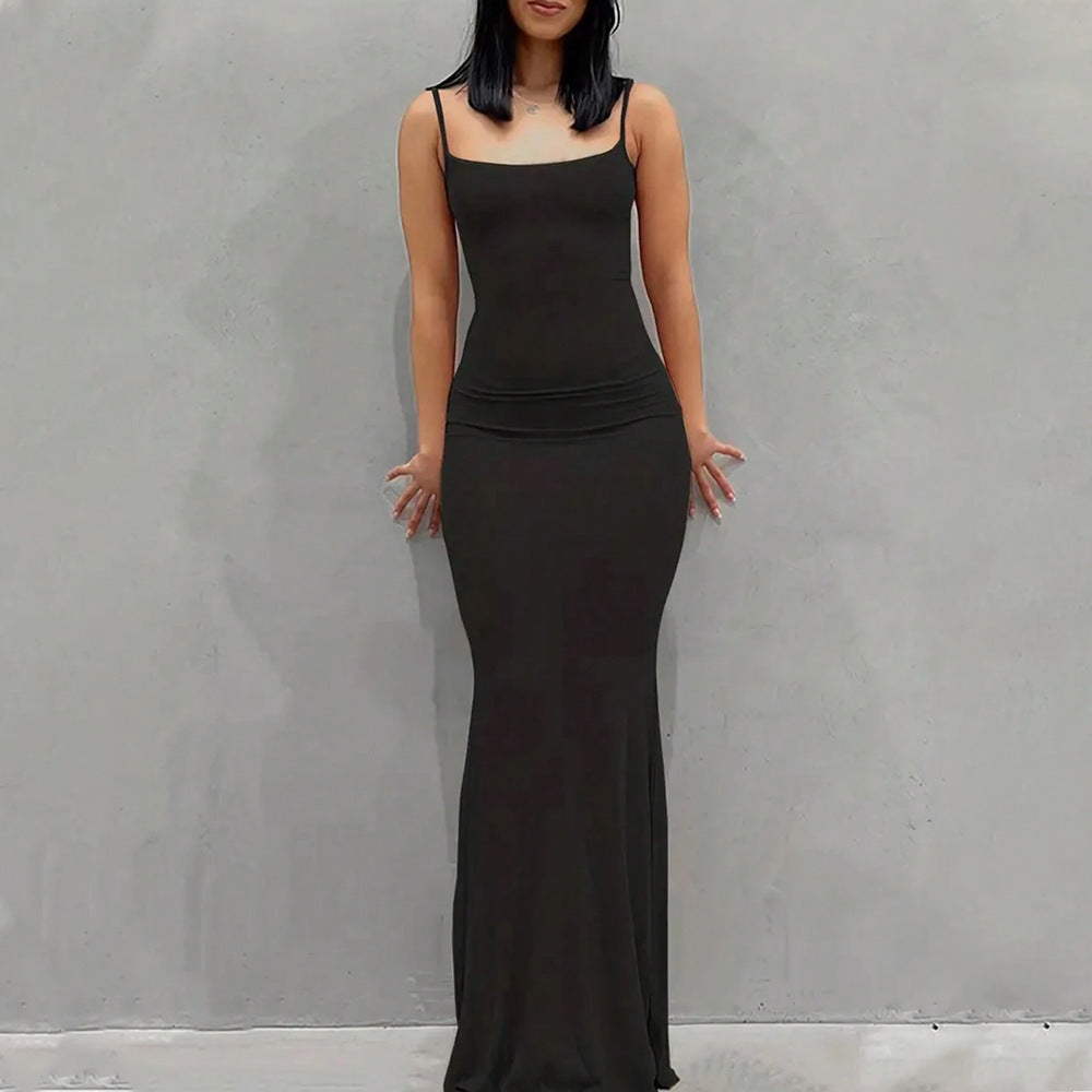 Robe maxi élégante pour femme avec des fines bretelles spaghetti et une coupe fluide Chic & Stil