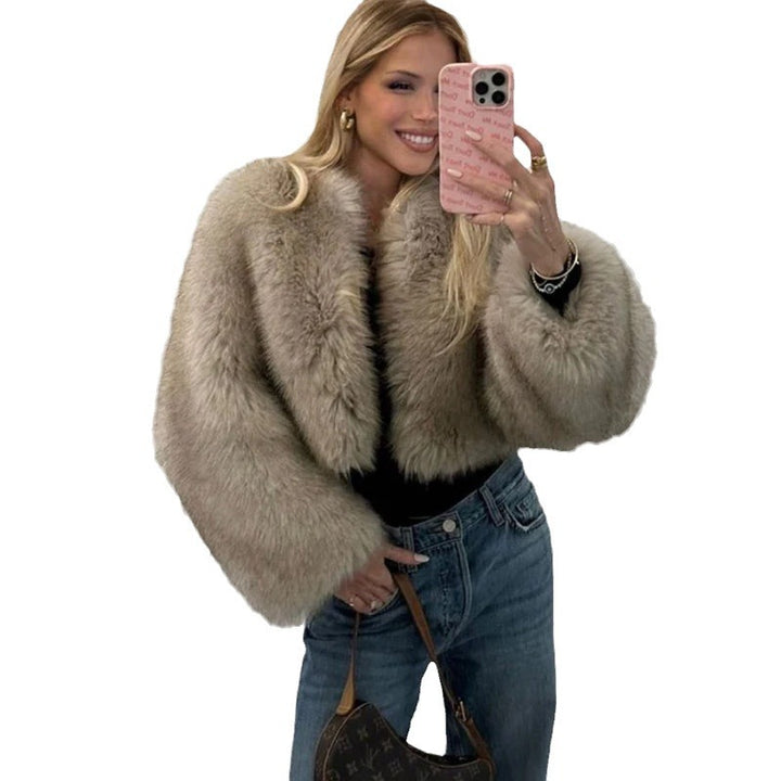Ladies Elegant and Stylish Faux Fur Jacket Lune London