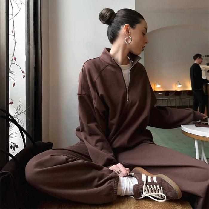 Women Fleece Sports Sweater with High Neck and Chic Zipper
