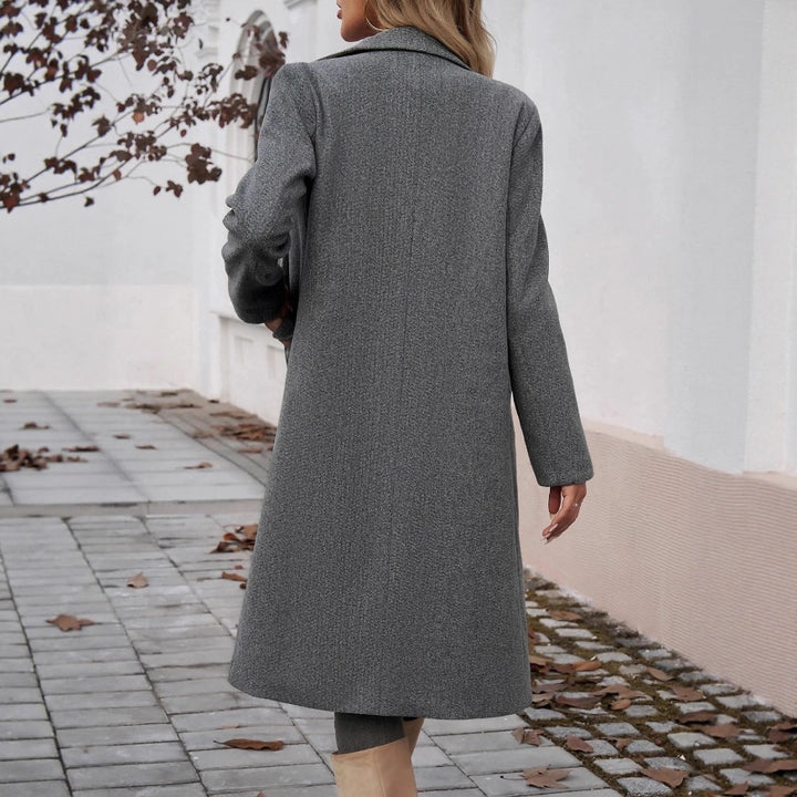 Fashionable long coat for women with double-breasted buttons and pockets Lune London