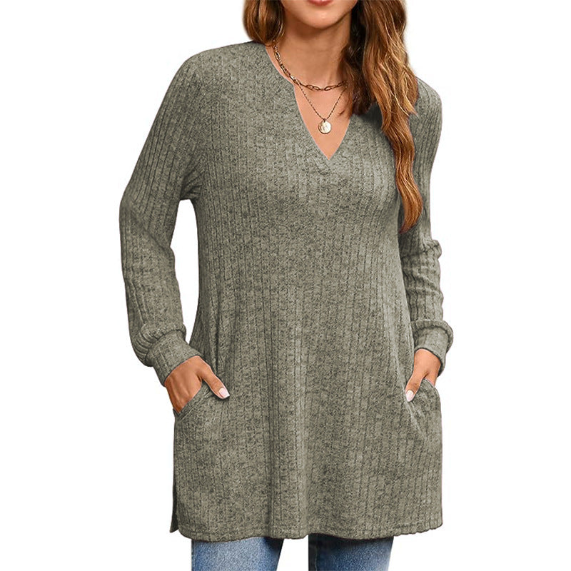 Women Casual Knit Tunic with Side Pockets and V-Neck Lune London