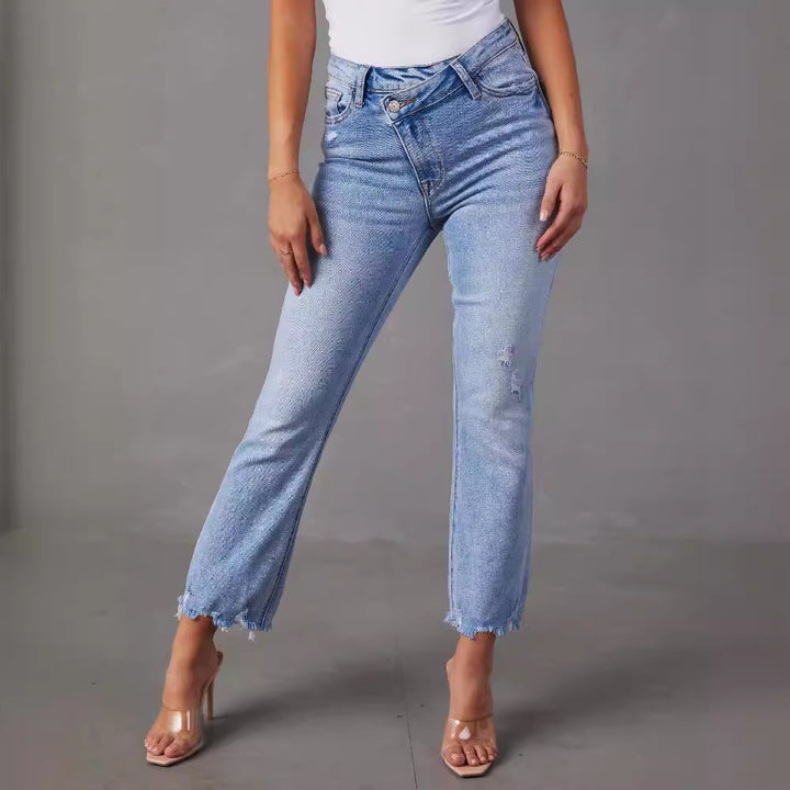 Chic & Stil Women's Mom Jeans with Frayed Hem