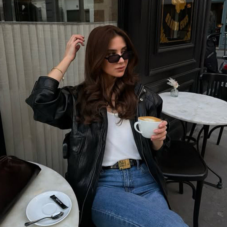 Women straight-cut jeans with high waist, raw hem and slight bootcut Amarae