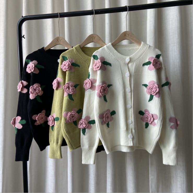 Cardigan pour femmes avec motif floral Chic & Stil