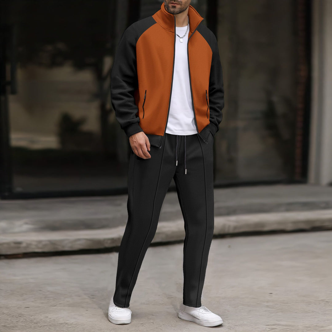 Men's sports tracksuit with breathable material and ergonomic fit Lune London
