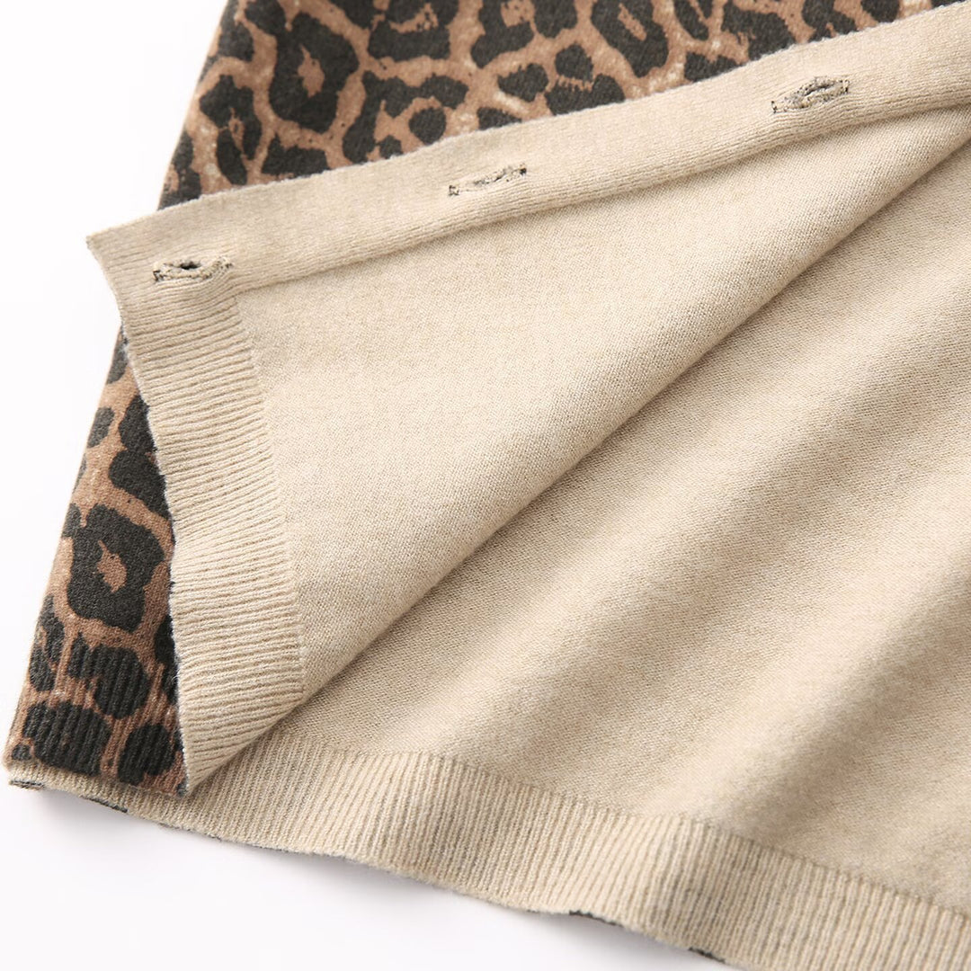 Ladies fine knit cardigan with leopard print, round neck and continuous button placket Amarae