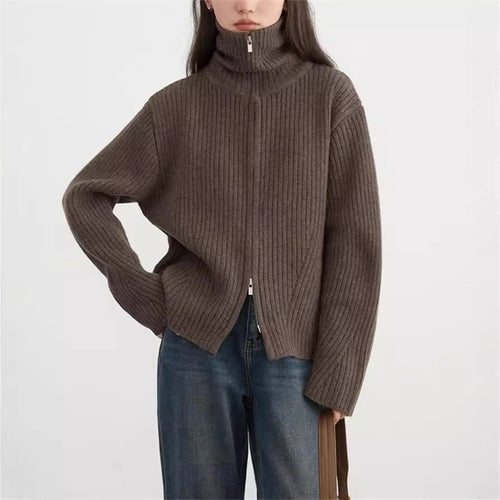 Gilet pour femmes avec fermeture éclair sportive et texture côtelée Chic & Stil