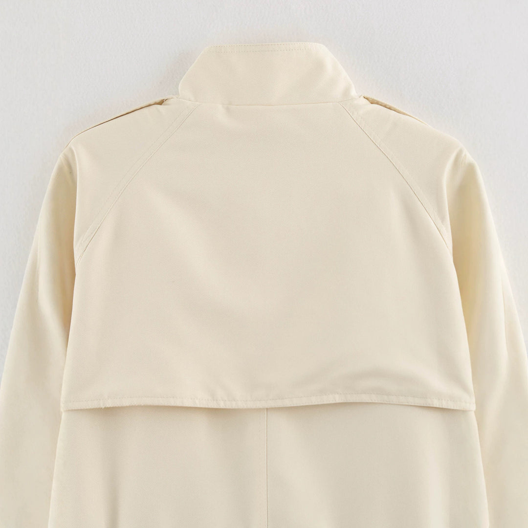 Women's short parka in field style with drawstring, flap pockets and stand-up collar Amarae