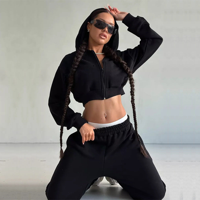 Lune London | Women's cropped sports jacket and loose jogger pants set