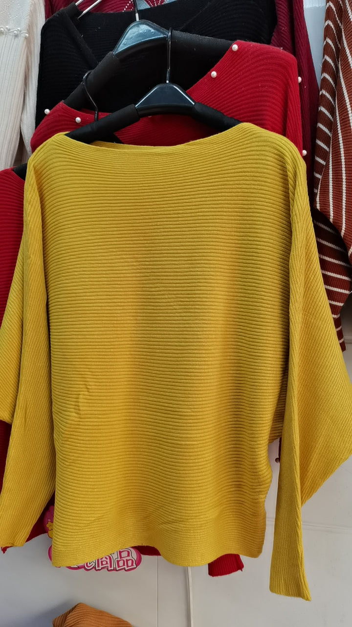 Oversized knitted sweater for women with a refined ribbed design and a loose fit Lune London