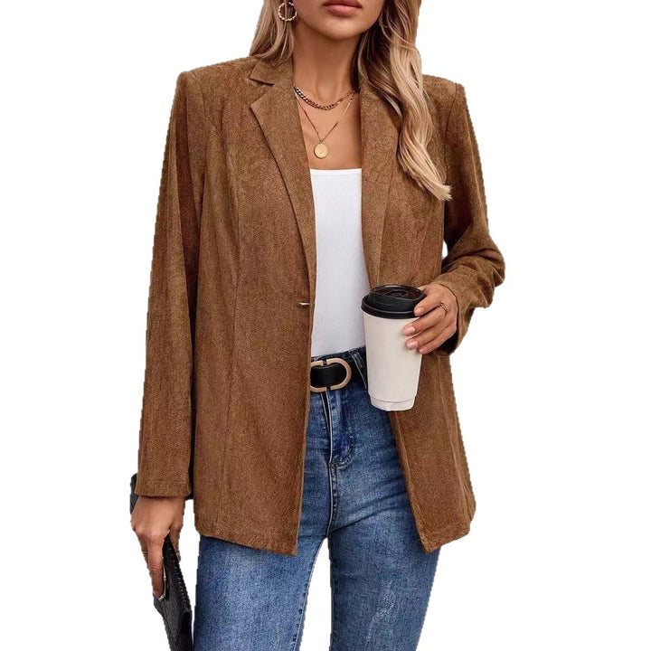 Blazer élégant pour femmes en tissu doux et velouté avec une surface texturée Chic & Stil
