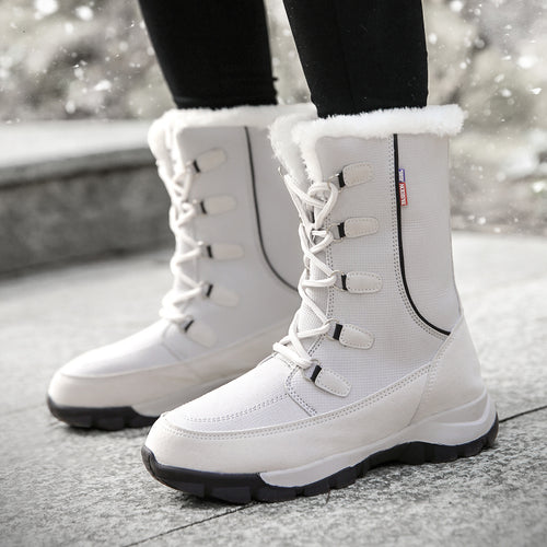 Insulated winter boots for women with slip-resistant sole and soft inner lining Amarae