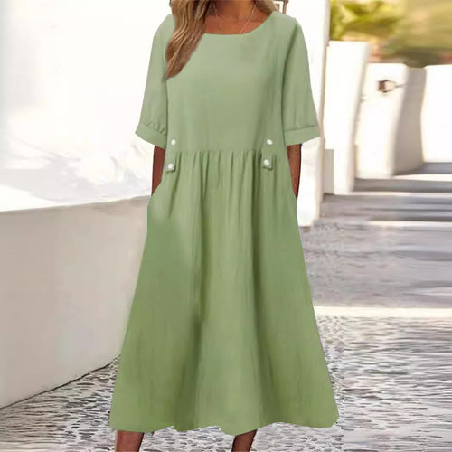 Simple women's summer dress with practical pockets and a casual cut Amarae