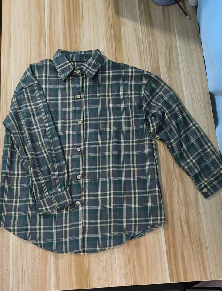 Plaid cotton blouse for women with button-down collar and long sleeves Lune London
