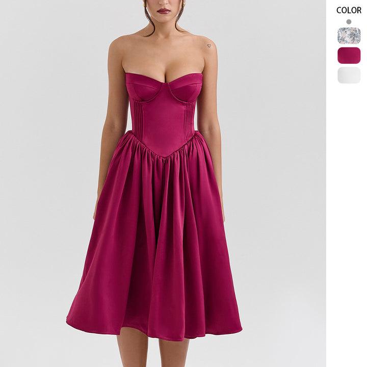 Ladies' couture dress in an off-the-shoulder strap design with a voluminous skirt Lune London