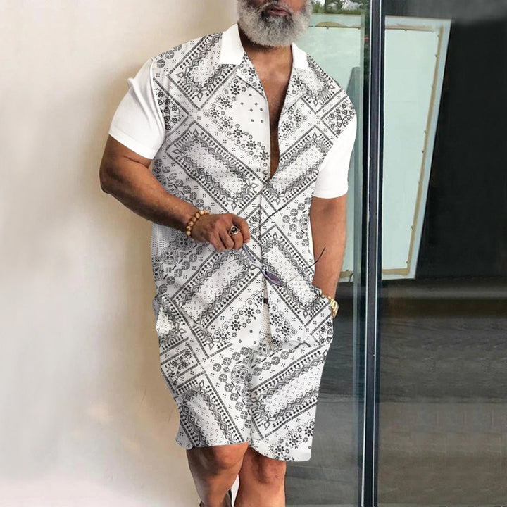 Men's set consisting of a short-sleeved blouse and shorts with a chic striped design