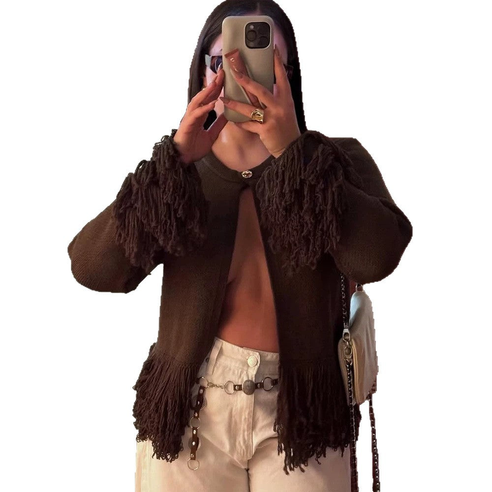 Women's cardigan with layered fringes, mother-of-pearl closure and boxy silhouette Amarae