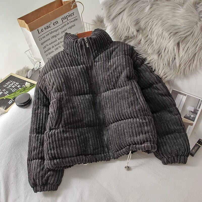Trendy women's hooded jacket with a velvety texture and practical pockets Lune London