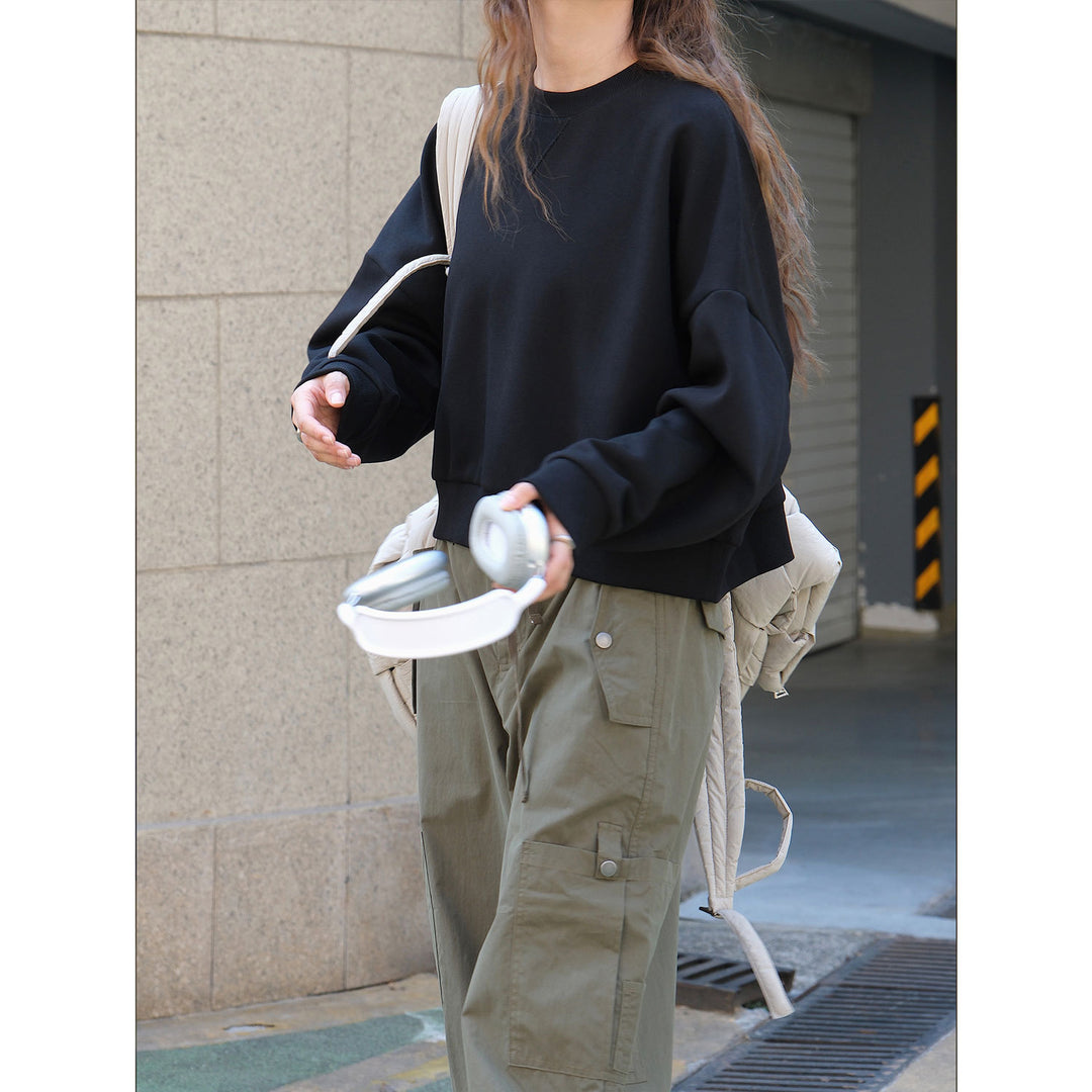 Ladies Short Oversized Sweatshirt with Raglan Sleeves and Ribbed Cuffs Amarae