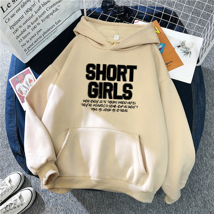 Women's hoodie with eye-catching lettering Chic & Stil