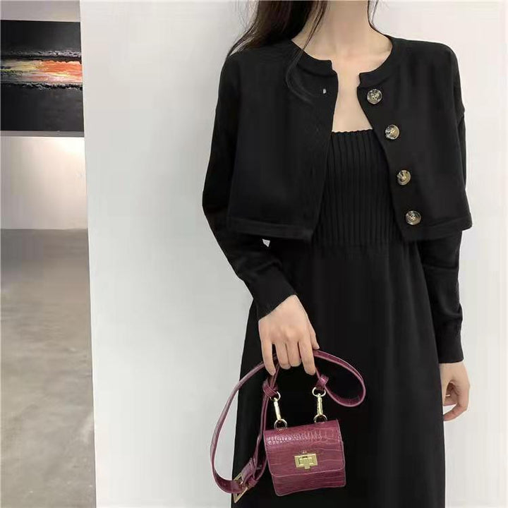Ensemble en tricot pour femmes avec veste cintrée et robe ajustée Chic & Stil