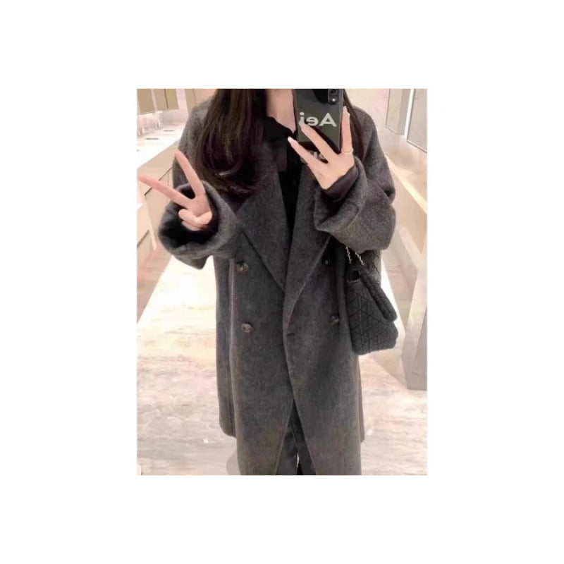 Women Elegant Double-Breasted Wool Coat Chic & Stil