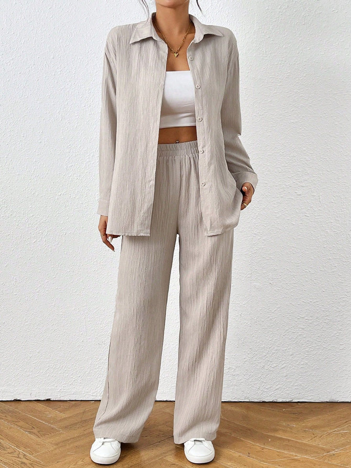 Ladies Lightweight and Airy Two-Piece Set with Structured Design Lune London